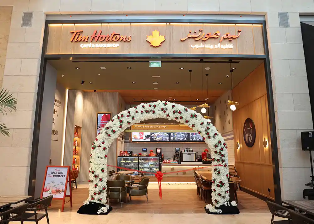 تيم هورتنز تواصل توسعها في دول مجلس التعاون الخليجي بافتتاح المتجر الثامن في الكويت لتتم 279 متجراً في المنطقة