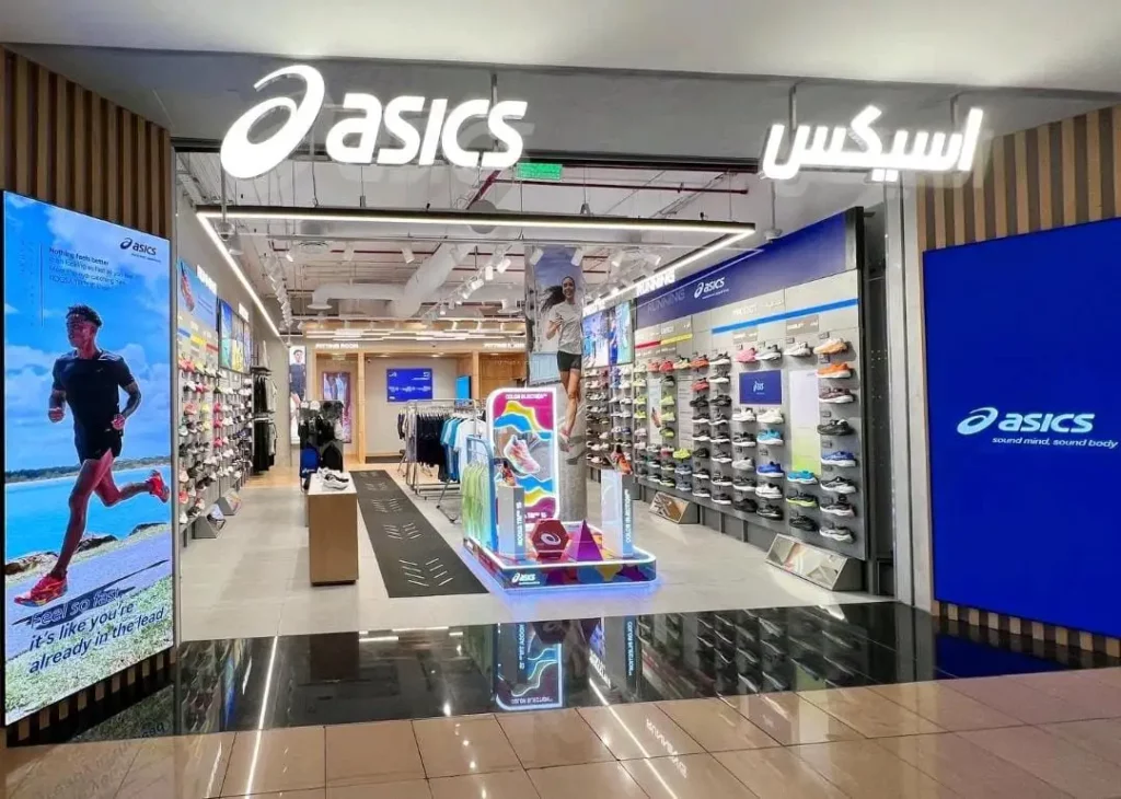 تم افتتاح متجر أسيكس في السعودية في رد سي مول في جدة