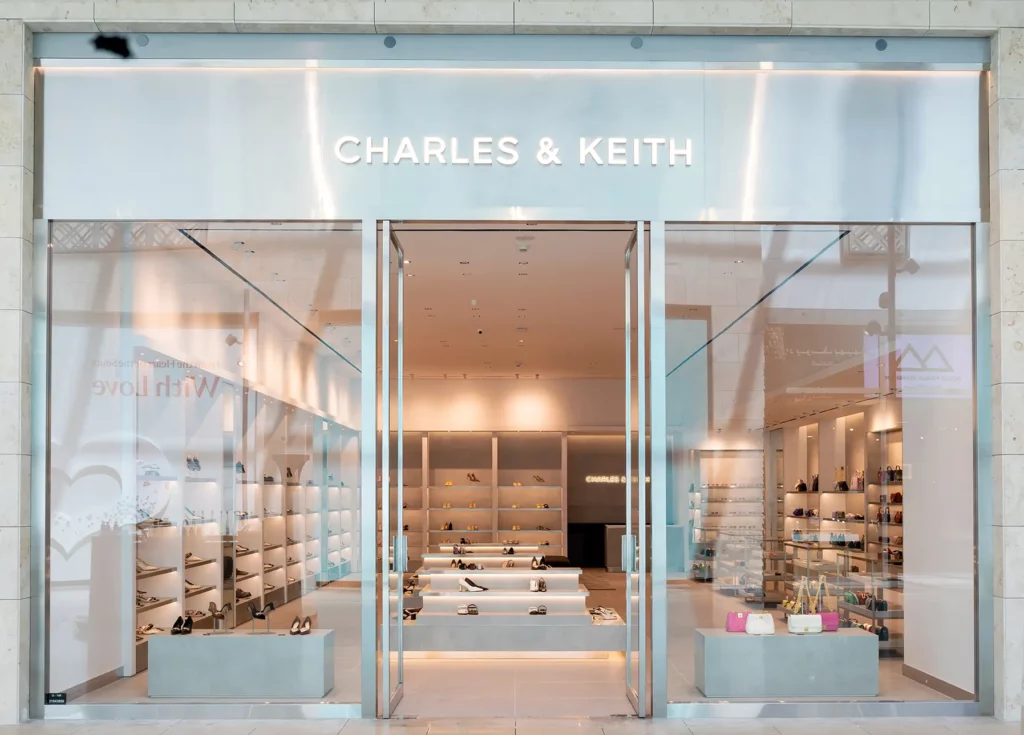 تم افتتاح متجر تشارلز & كيث في الخيران مول في الكويت