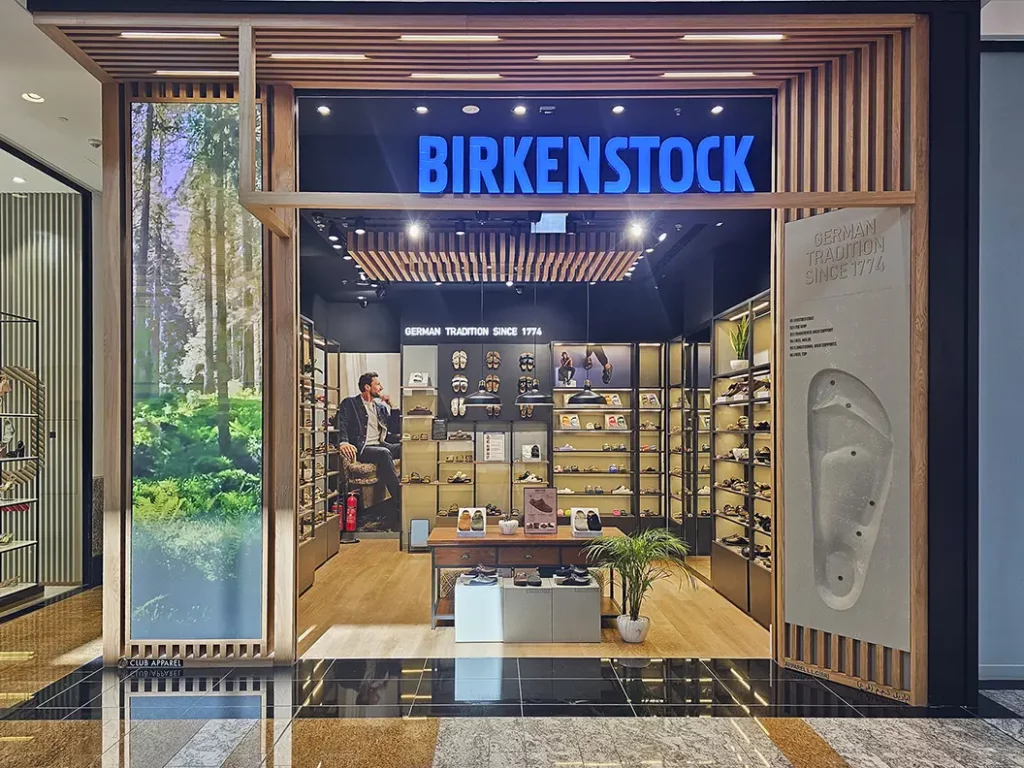 تم افتتاح متجر بيركنستوك في سيتي سنتر الزاهية في الشارقة