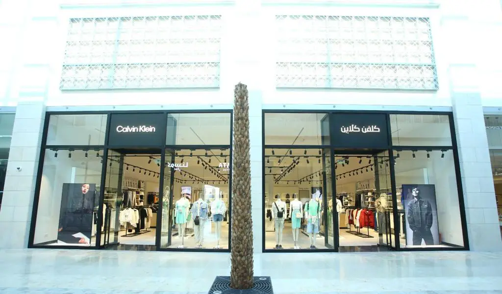 تم افتتاح متجر كلفن كلاين جينز في الخيران مول في الكويت