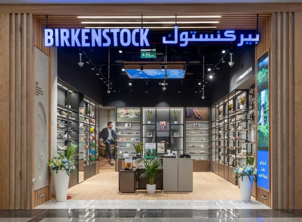 تم افتتاح متجر بيركنستوك في مول بانوراما في الرياض السعودية