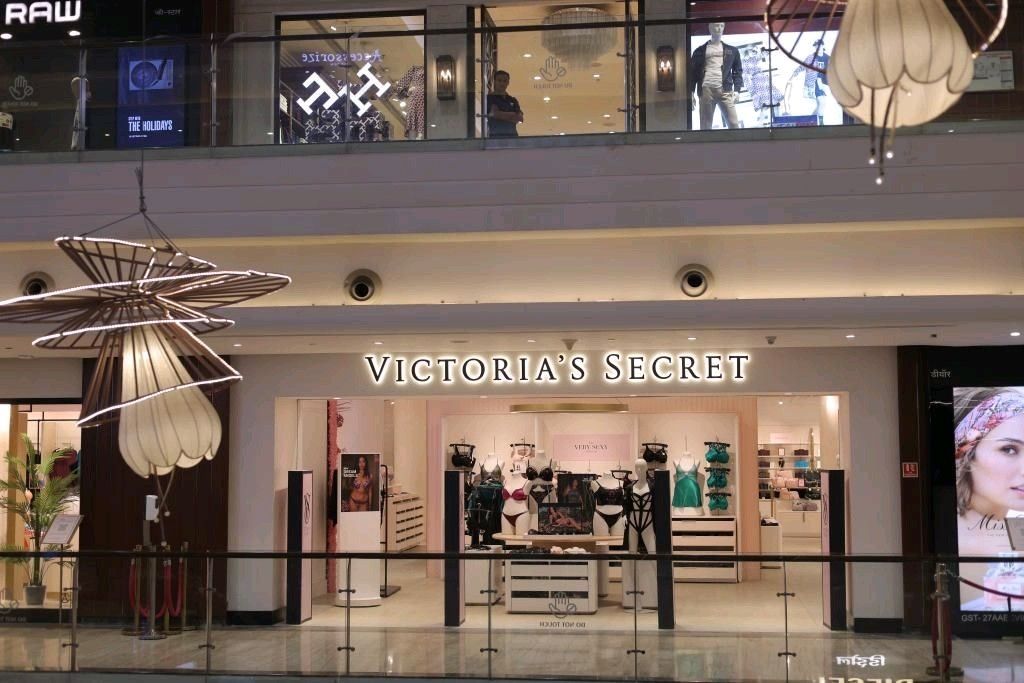 Victorias secret is now open in palladium phoenix mumbai india image