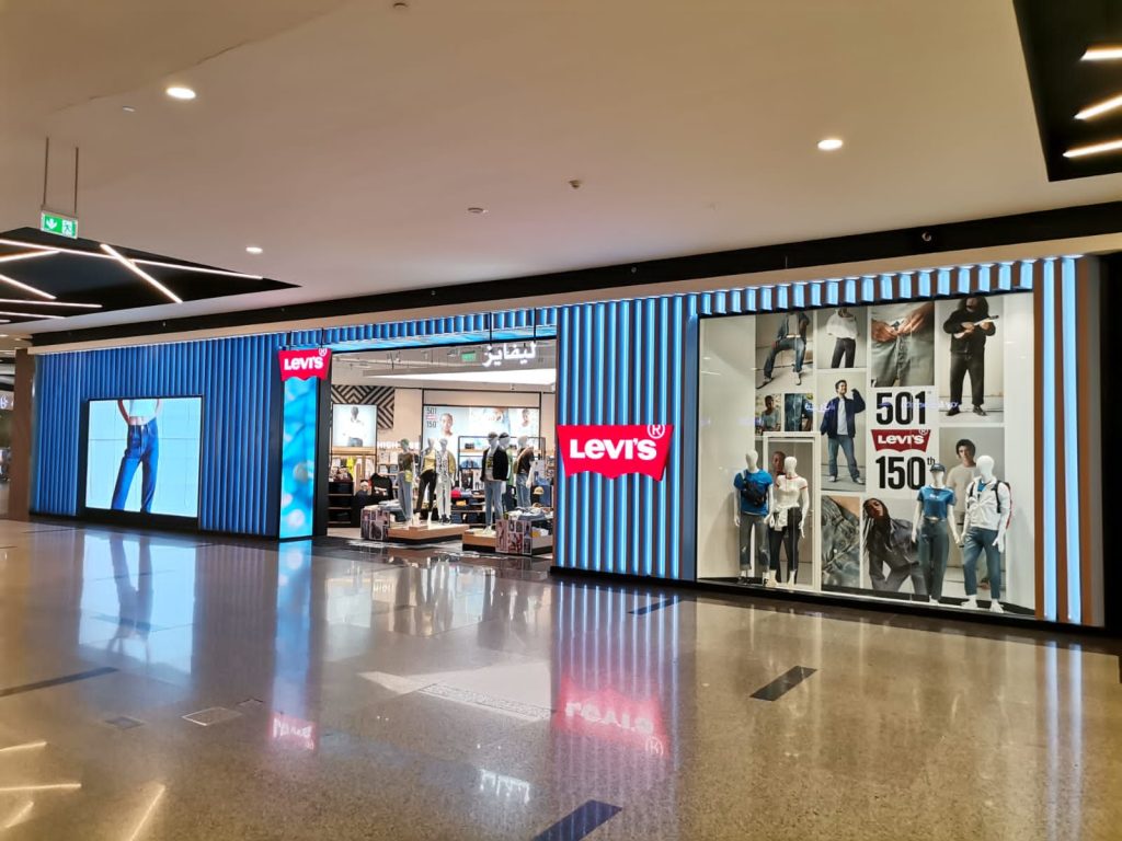 Levis in now open in panorama mall