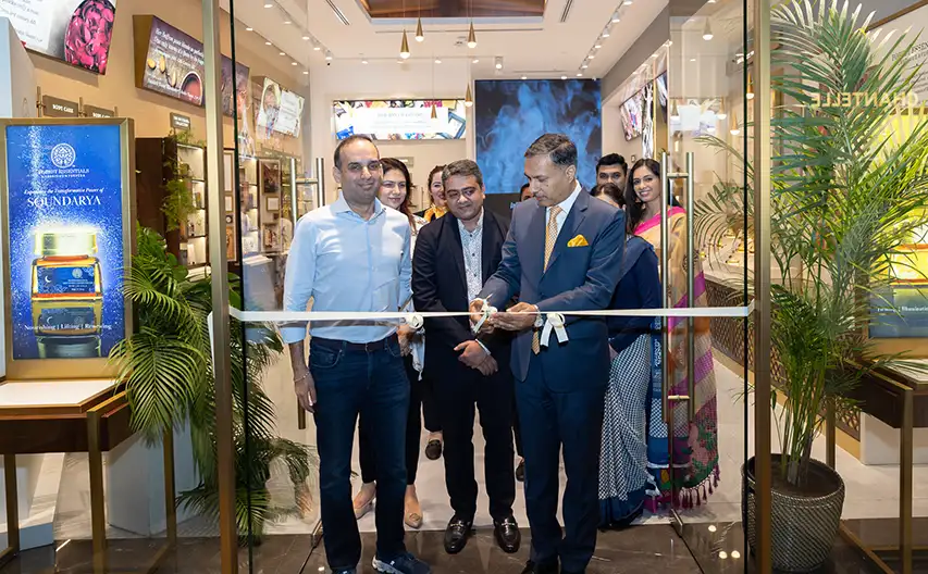 Forest essentials a renowned luxury ayurveda beauty brand within apparel group has debuted its first store in kuwait at 360 mall image