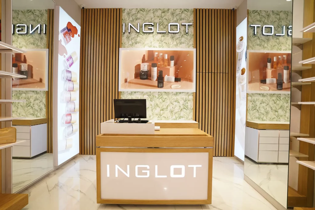 Inglot is now open in Phoenix Mall of the Millennium, Pune India