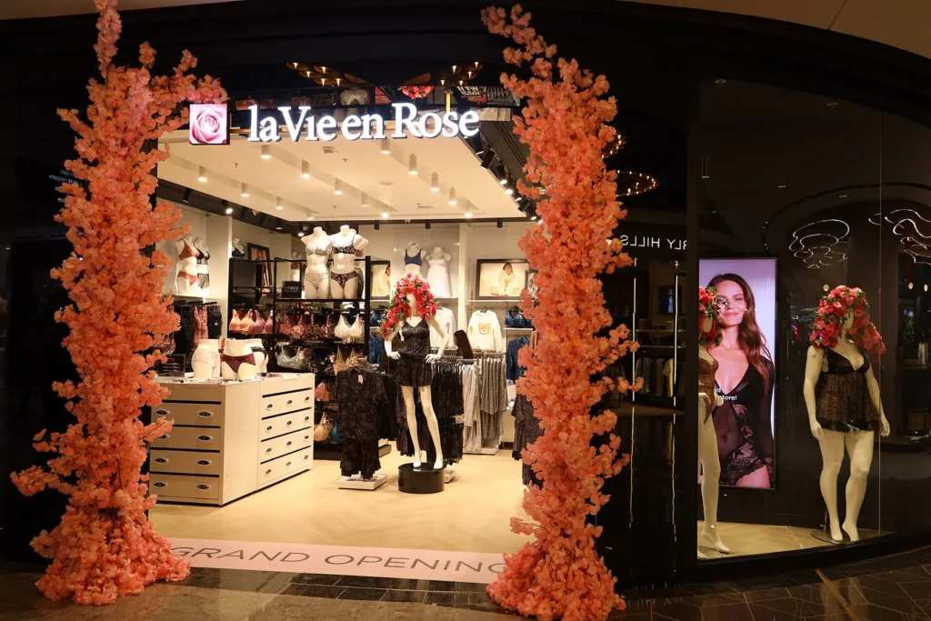 La Vie En Rose Now Opens at Phoenix Mall of Asia in Bengaluru, India