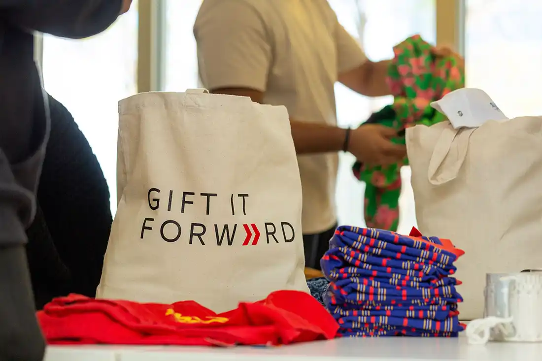 Apparel Group Joins Forces with Dubai Holding for ‘Gift It Forward’: Aiming to Support Over 8,500 Dubai Residents This Ramadan